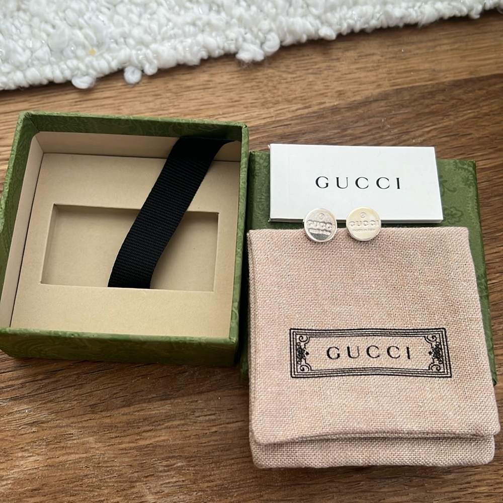Brand new sterling silver AUTHENTIC Gucci earrings.